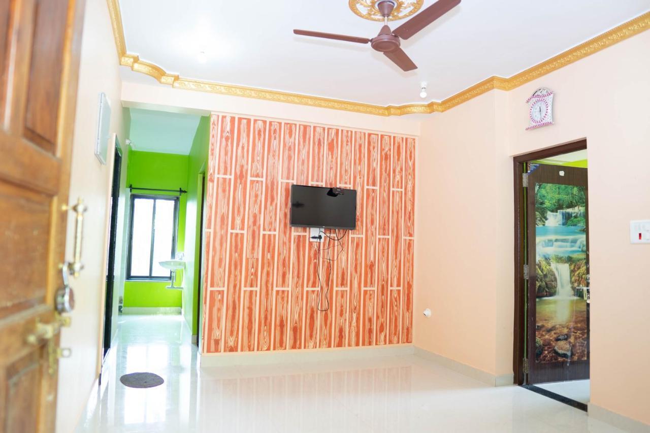 Dhanashree Riverview Hotel Corgao Δωμάτιο φωτογραφία
